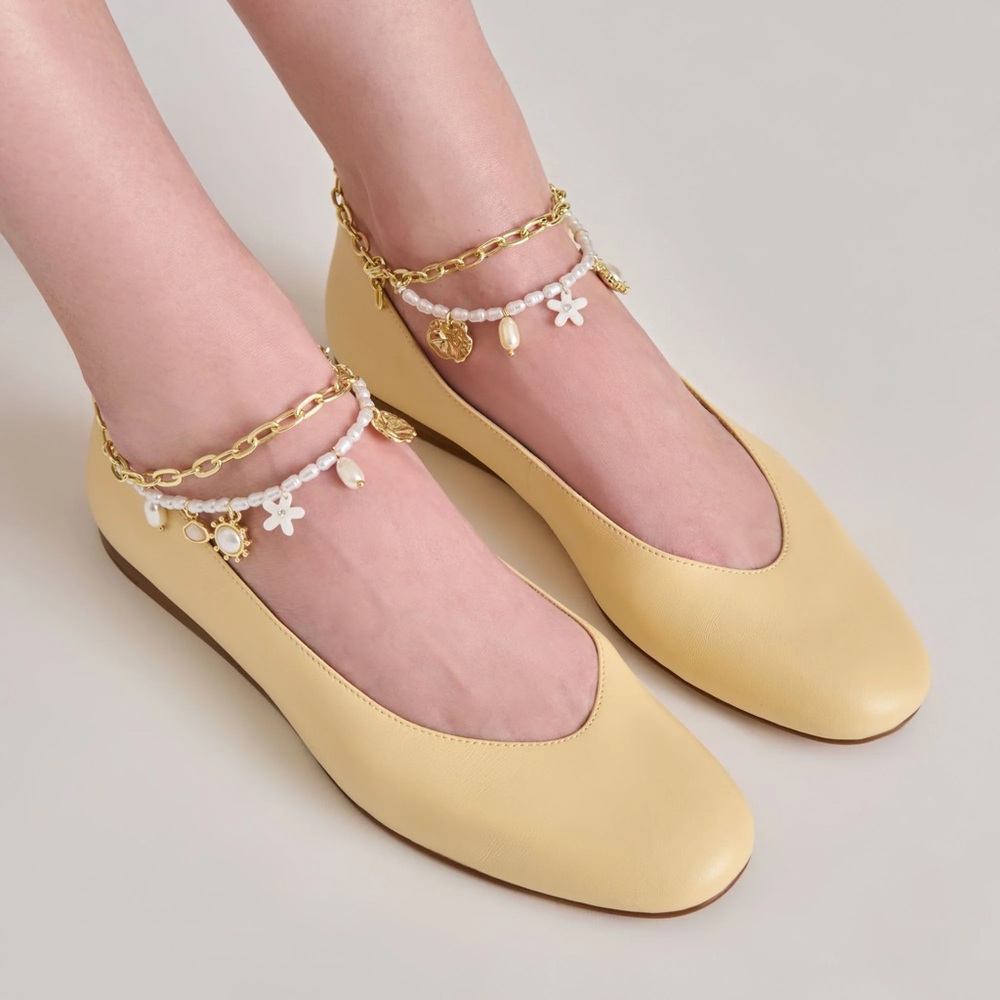 NIB Dolce Vita Baiden Chain Ballet Flats